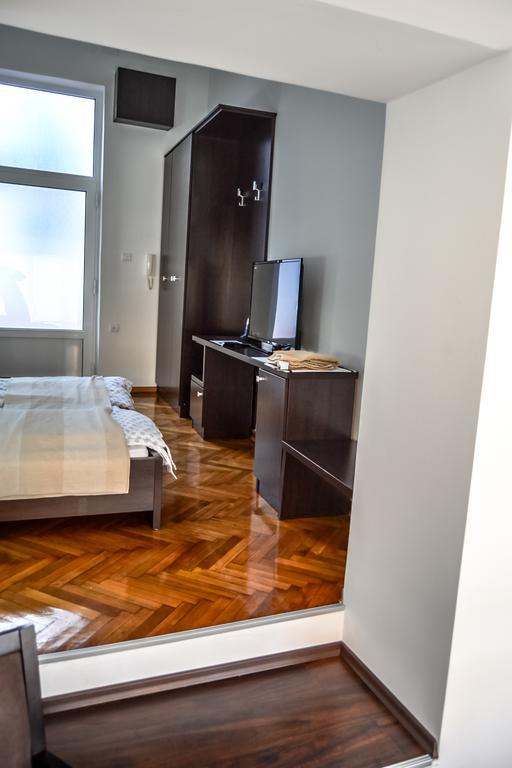 Modena Apartments Novi Sad Room photo